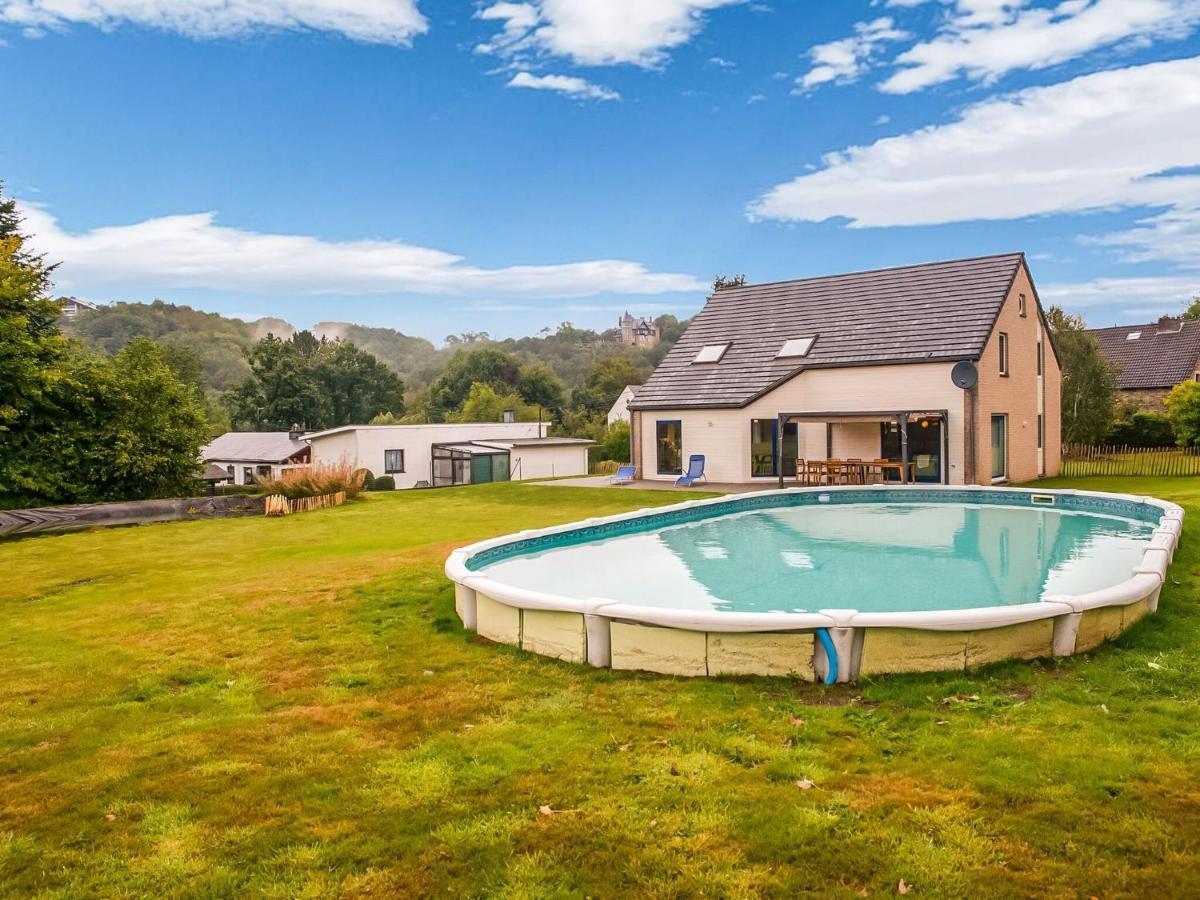 Splendid Villa In Sart Jalhay With Swimming Pool Nivezé Szoba fotó